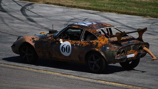 Illustration for article titled The Top 123 Lemons Of The 24 Hours Of LeMons Texas Fall 2009